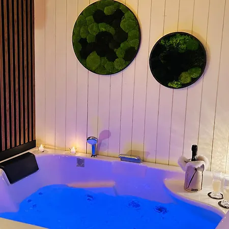 Paradis And Spa * Souvigné